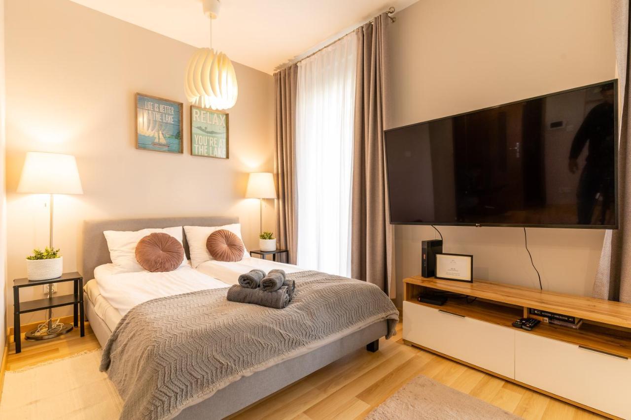 Marina Apartment - Przy Jeziorze, Taras, Tv55" Z Netflix I Prime, Parking Ilawa Exterior photo