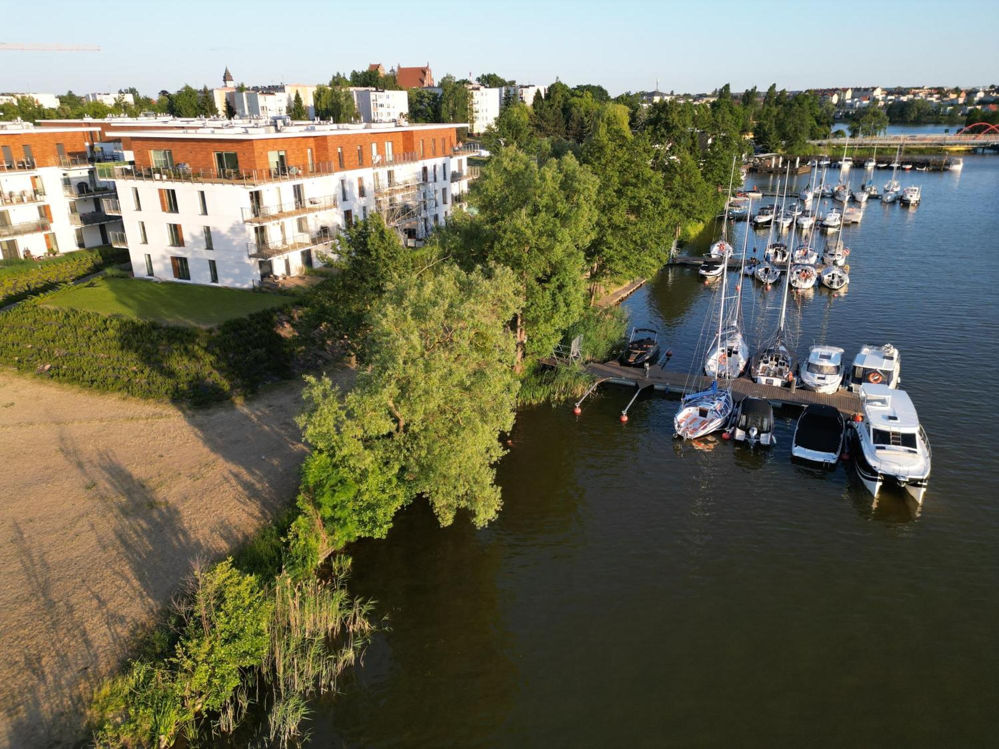 Marina Apartment - Przy Jeziorze, Taras, Tv55" Z Netflix I Prime, Parking Ilawa Exterior photo