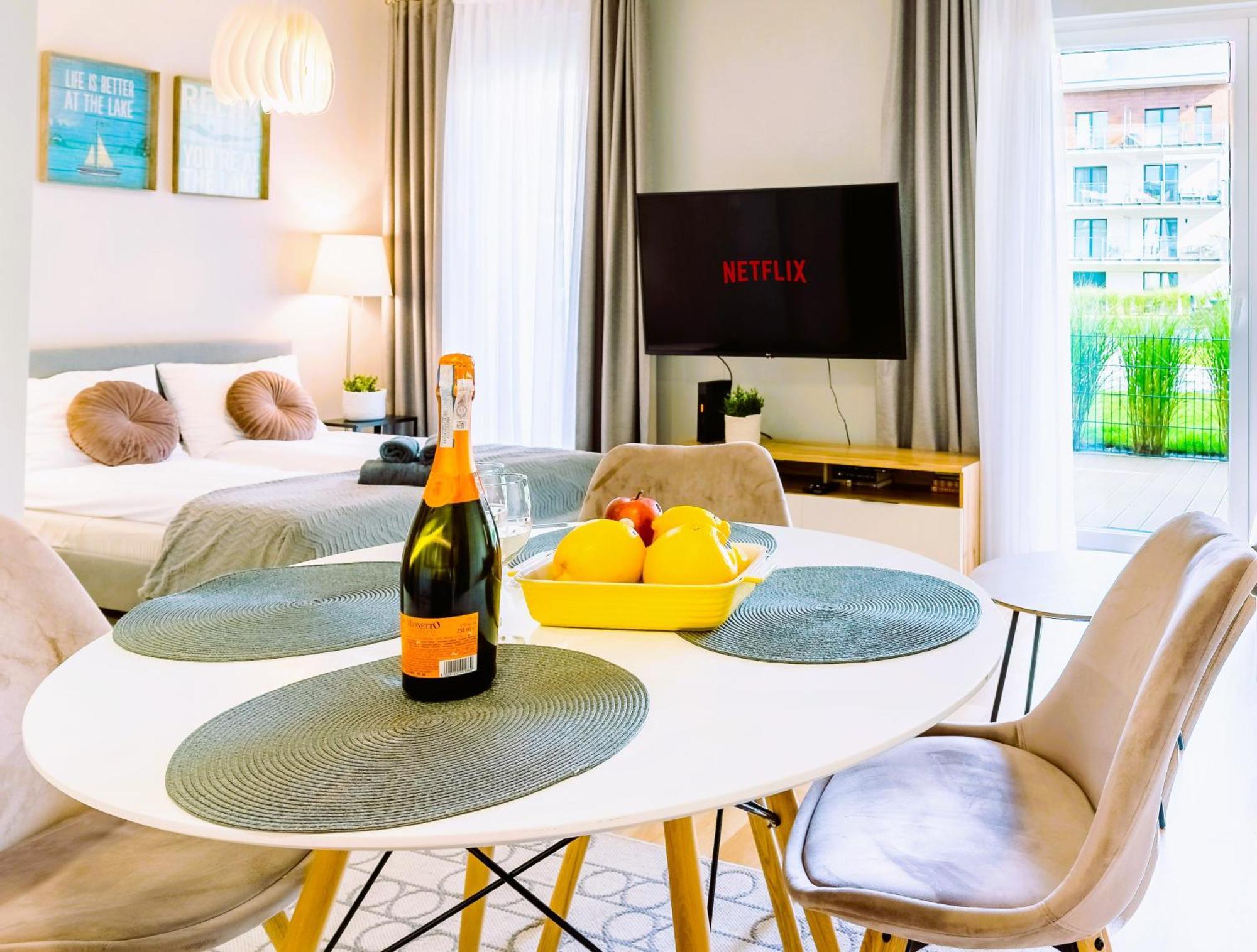 Marina Apartment - Przy Jeziorze, Taras, Tv55" Z Netflix I Prime, Parking Ilawa Exterior photo